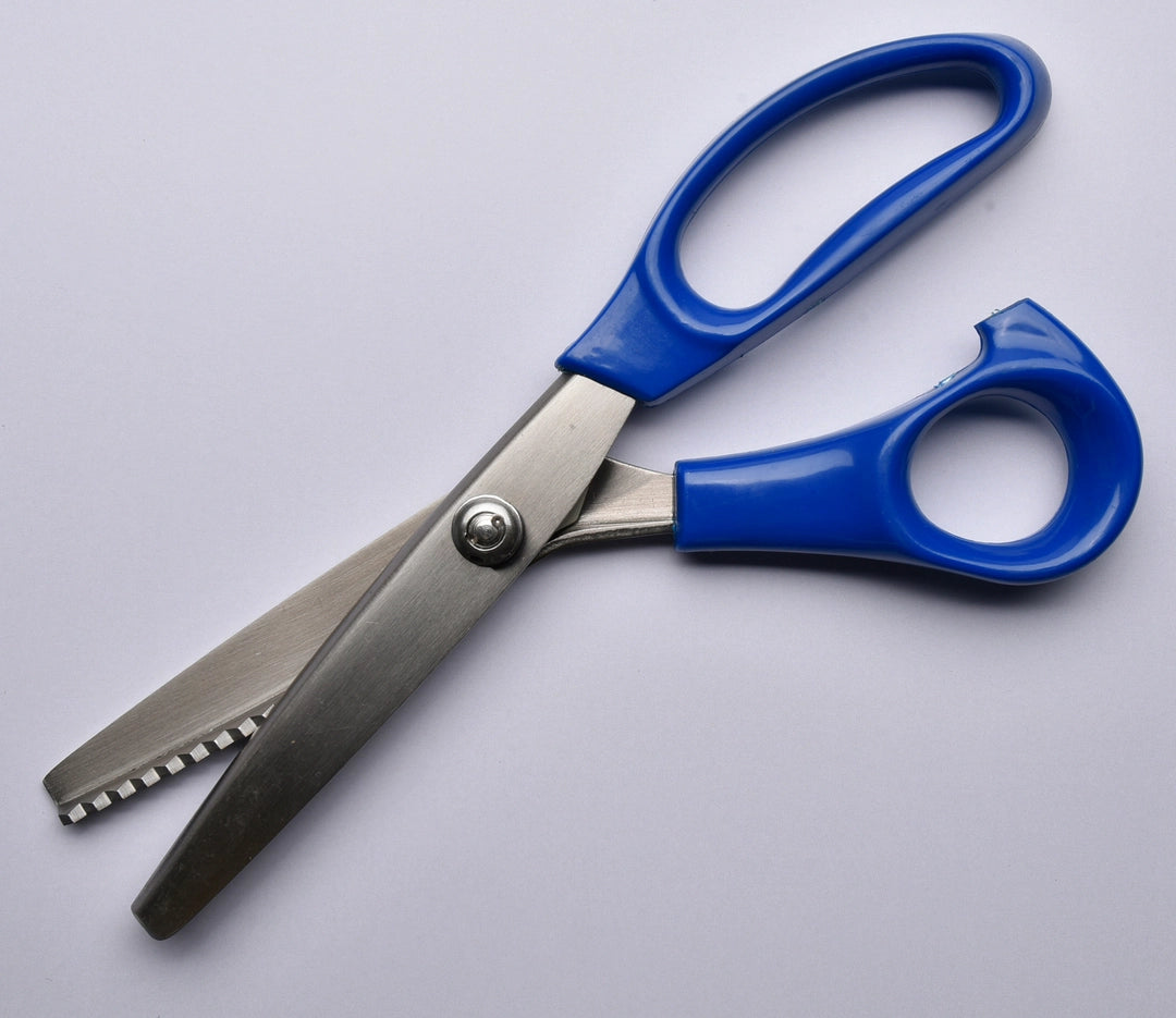 Triumph takkesaks 9"/23 cm blå/sort