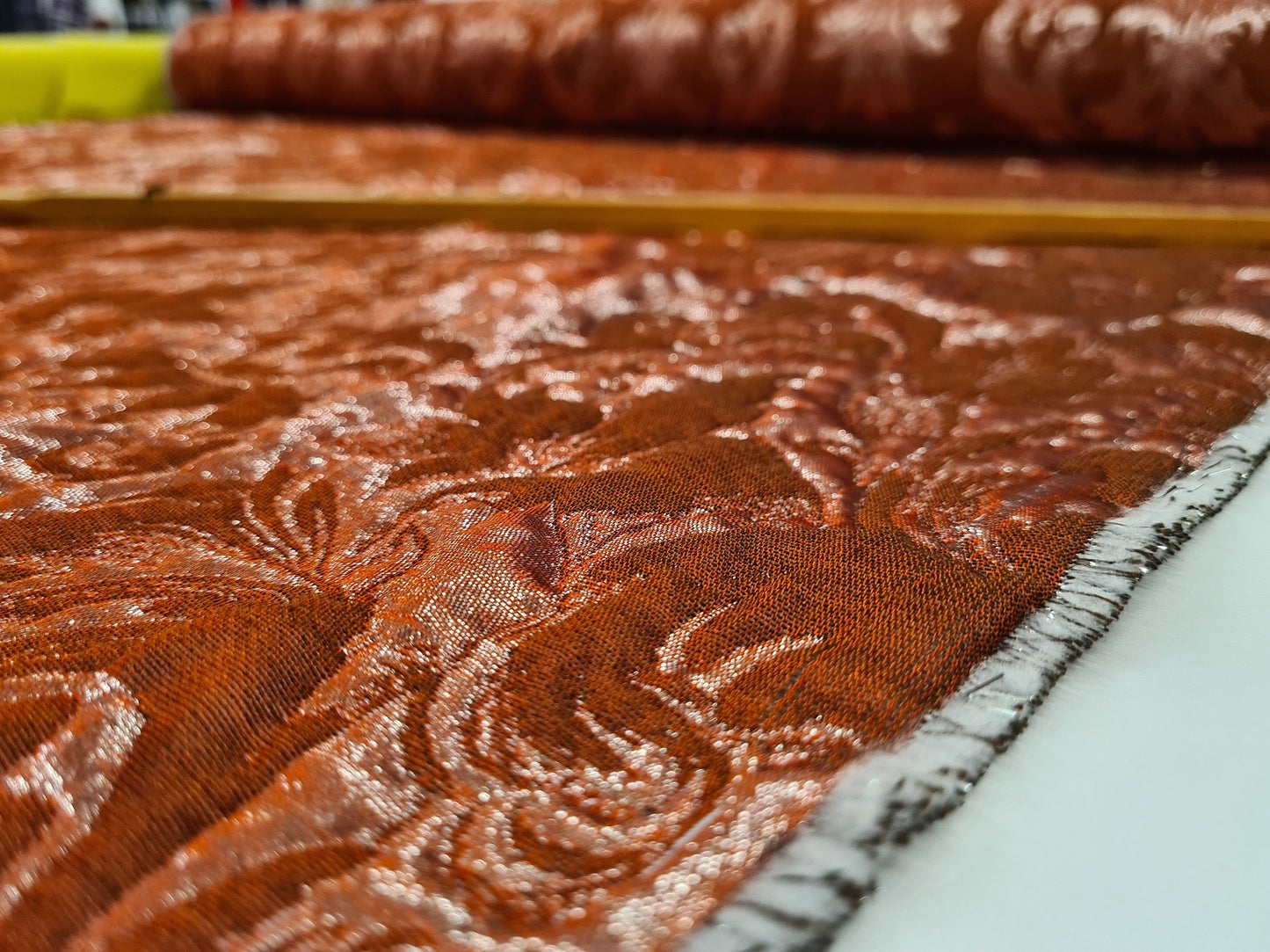 Jacquard / Brokade - Rose Metallic/Bourdeaux