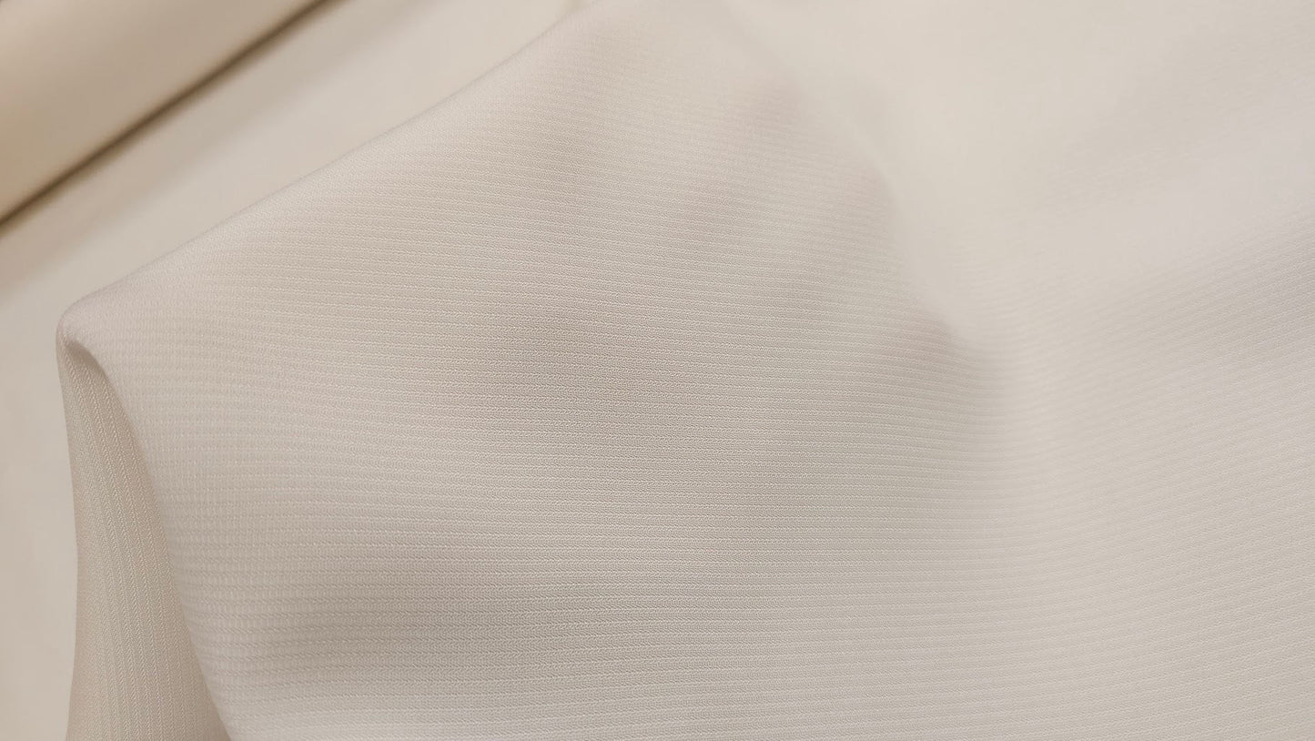 Silke Satin Ensfarvet Råhvid